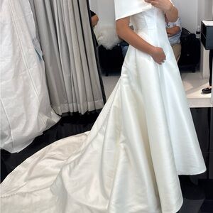 Rosa Clara - Ariele gown